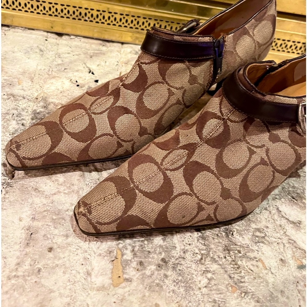 Coach shoes